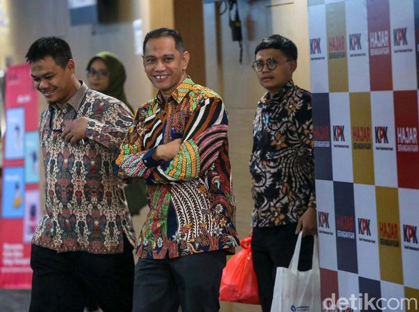 Senyum Nurul Ghufron usai Diperiksa Dewas KPK