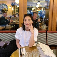 Karena masalah tersebut, Seol In Ah bahkan harus menjelaskan diri dalam postingan selanjutnya. Merak tidak menjual seragam Lee Kang In hari itu dan itu adalah pertandingan terakhir Mbappe di Paris Saint Germain.  Foto: Instagram Seol In Ah