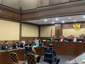 Di Sidang Achsanul Qosasi, Hakim Sentil Kesaksian Galumbang Menak Licik