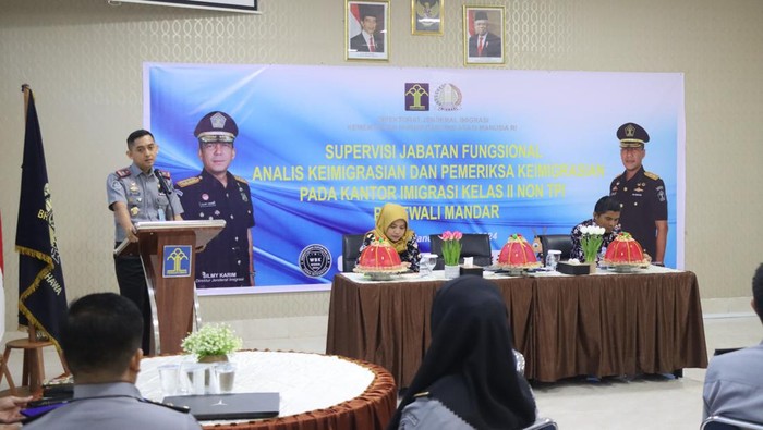 Supervisi di Imigrasi Polewalli Mandar