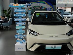 Insentif Mobil Listrik Impor Berakhir Desember, Belum Ada Kepastian Lanjut