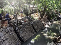 Cegah Banjir, Turap Kali di Kebayoran Jaksel Diperbaiki