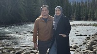 Pasangan selebriti Cindy Fatikasari dan Tengku Firmansyah memutuskan pindah ke Kanada. Mereka mengatakan ini demi memenuhi keinginan anaknya untuk sekolah dan tinggal di sana. Foto: Instagram cindyfatikasari18