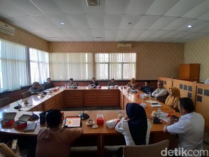 DLH Bone Keluhkan Gaji 295 Satgas Kebersihan Menunggak Setahun