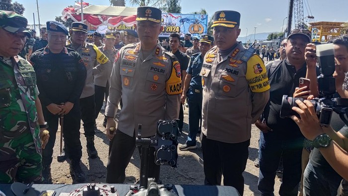 Gelar Pasukan Satgas Pamwil Jatim Ops Puri Agung 2024 di Banyuwangi