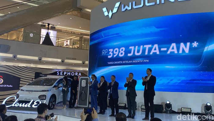 Harga Wuling Cloud EV
