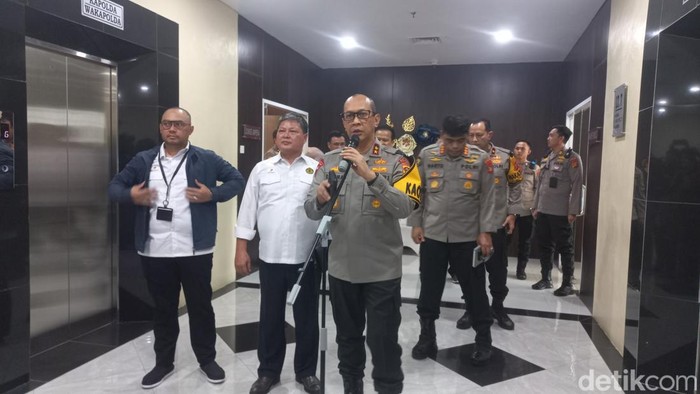 Kapolda Sumsel Irjen A. Rachmad Wibowo saat menegaskan komitmen penegakan hukum terhadap illegal drilling di wilayahnya.