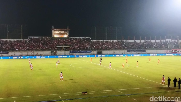 Laga Championship Series Madura United vs Borneo