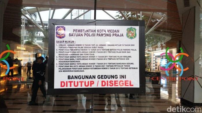 Mal Center Point disegel Pemkot Medan karena tunggakan pajak (Nizar Aldi/detikSumut)