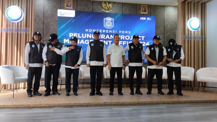 Menteri Kelautan dan Perikanan (MKP) Sakti Wahyu Trenggono membentuk Project Management Office (PMO) 724