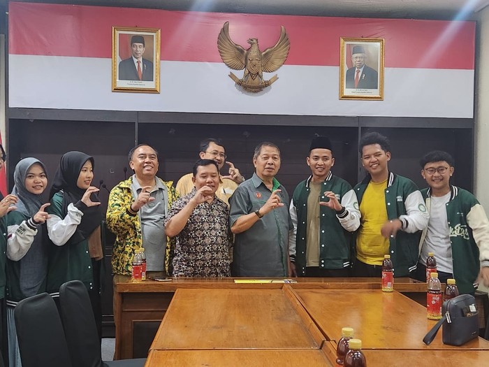 Nahdliyin Muda Sambangi Kantor Golkar Jawa Barata