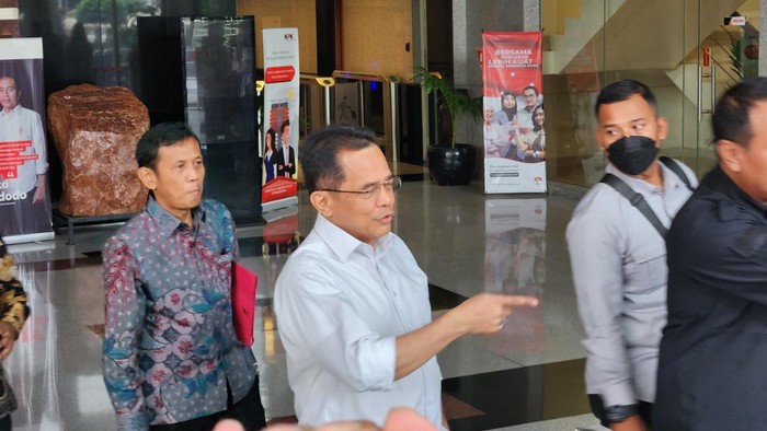 Sekjen DPR Indra Iskandar