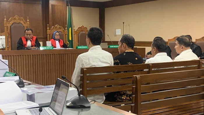 **4 Pelaku Korupsi di Gereja Mimika Hadapi Tuntutan Pidana Penjara**