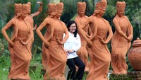Dikutip dari situs resminya, Taman Gandrung Terakota menjadi situs budaya untuk melestarikan ikon seni budaya Banyuwangi, yakni Tari Gandrung.  