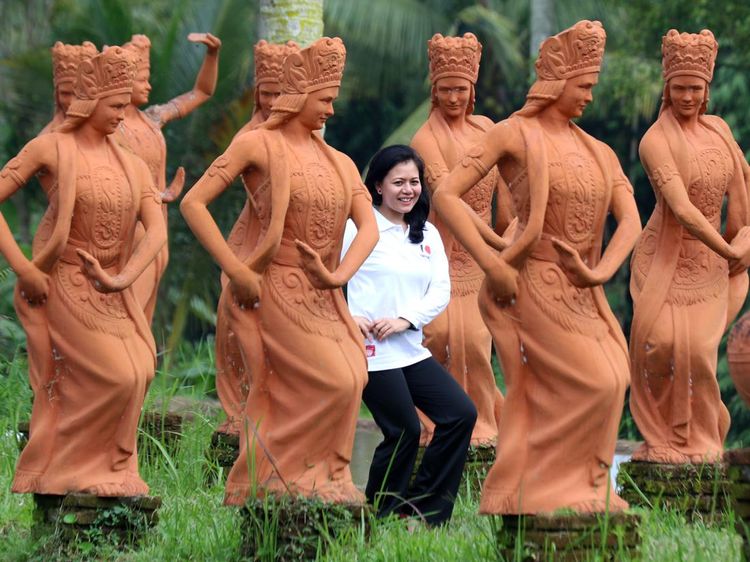 1.000 Patung Penari Gandrung Hiasi Taman di Banyuwangi
