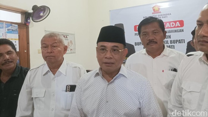 Anggota DPR RI Dapil III, Sudewo saat konferensi pers di Kabupaten Pati, Kamis (16/5/2024).