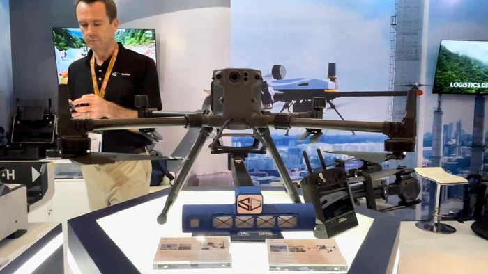 Drone untuk Emisi Pabrik Migas di IPA Covex 2024.