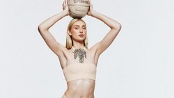 Foto: Atlet Basket Pemotretan Pakaian Dalam, Pesonanya Bak Model Lingerie