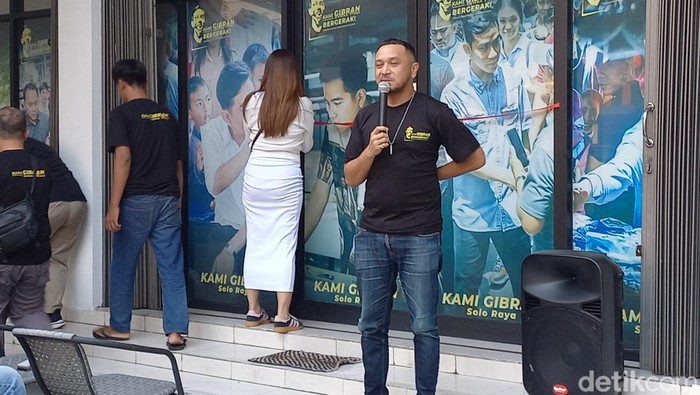 Giring Ganesha saat ditemui di Posko KAMI Gibran, Solo, Kamis (16/5/2024).