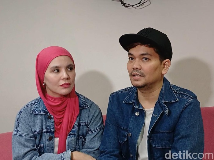 indra bekti indra bekti