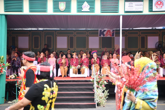 Kader PKK Se-Indonesia Meriahkan Parade Budaya Nusantara di Solo