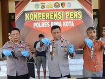 Polres Bima Kota Tangkap Penjual-Pembeli Pistol Rakitan, 1 Pelaku Diburu