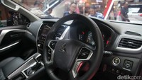 Sedangkan pada sisi interior Mitsubishi Pajero Sport Elite Limited Edition dibenamkan audio premium.