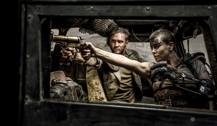 Cuplikan adegan dalam film Mad Max: Fury Road.