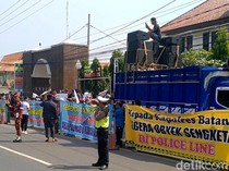 Massa Geruduk Kejari Batang, Desak Kasus Mafia Tanah Segera Dituntaskan