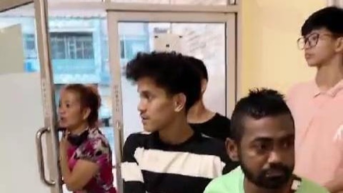 Momen pasien datang ke Rumah Sakit Umum Sri Ratu Medan (Dok. TikTok @alehalehkhasmedan)