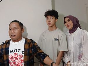 Narji dan Istri Tanggapi Soal Anaknya yang Jadi Sorotan Saat Wisuda