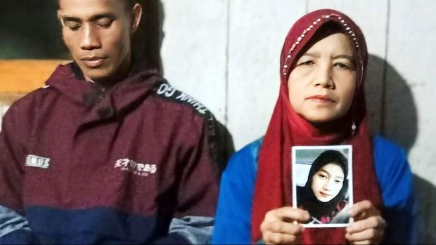 Nurlaela (21) gadis asal Kampung Cimanggu, Desa Sindangraja, Kecamatan Curugkembar, Kabupaten Sukabumi, dikabarkan hilang usai pamit kerja di Bogor.