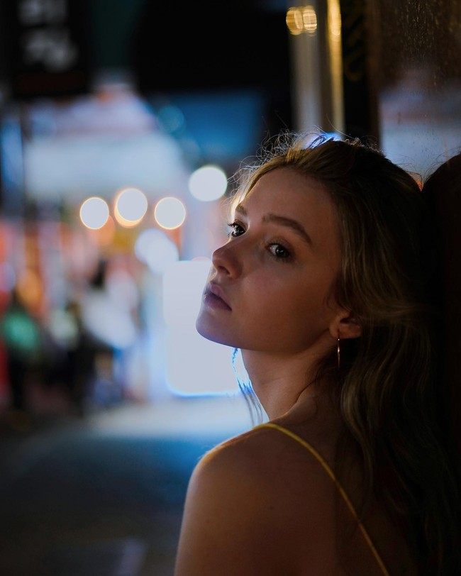 Dilansir BBC, wajah cantik Olga Loiek bertebaran di media sosial China. Bukan karena konten YouTuber asal Ukraina itu jadi viral tapi wajahnya disalahgunakan dengan teknologi AI. Foto: Instagram Olga Loiek