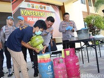 Polisi Bongkar Pengoplosan LPG 3 Kg di Bima, Sita Puluhan Tabung Gas