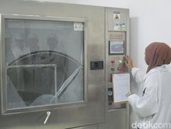 Mengintip Pengujian Oppo A60 yang Tahan Banting