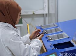 Mengintip Pengujian Oppo A60 yang Tahan Banting