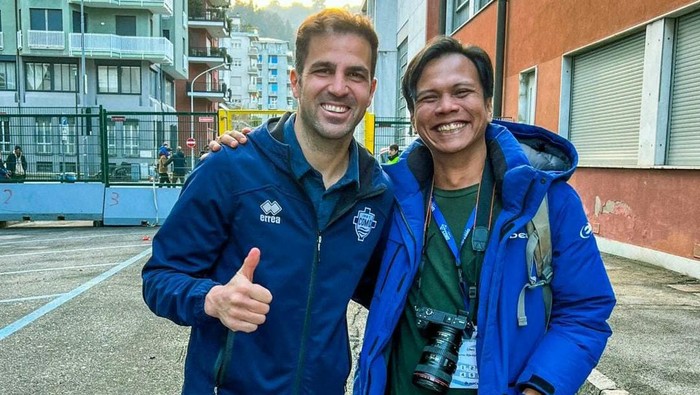 Rahadyan Amandita bersama legenda Arsenal, Cesc Fabregas