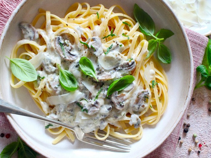 Resep Fettucine Saus Jamur Segar