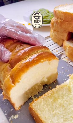 Roti sisir di Bandung