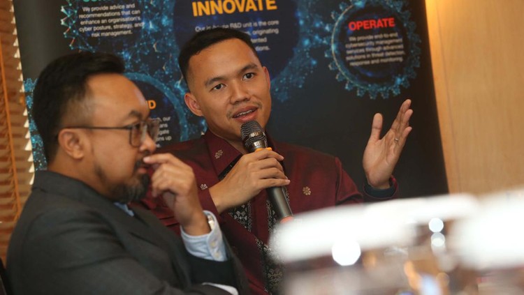 Sektor teknologi, media, dan telekomunikasi (TMT) paling banyak mengalami serangan siber di Indonesia pada 2023. Hal itu termuat dalam Cyber Threat Landscape Report.