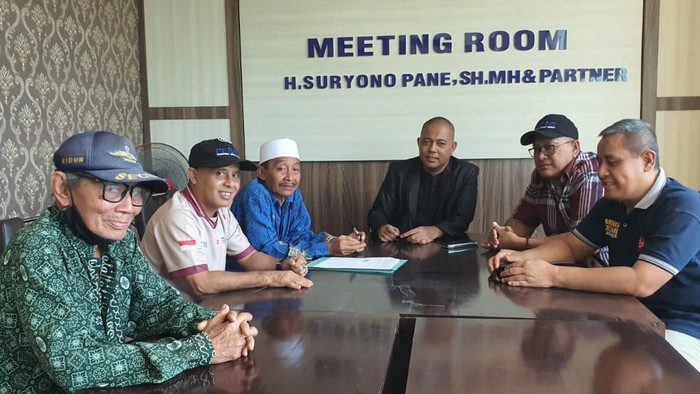 Subandi yang kaget kehilangan buah zakar usai operasi prostat di Pasuruan.