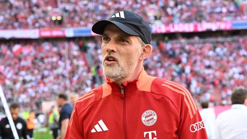 Soccer Football - Bundesliga - Bayern Munich v VfL Wolfsburg - Allianz Arena, Munich, Germany - May 12, 2024 Bayern Munich coach Thomas Tuchel looks on before the match REUTERS/Angelika Warmuth DFL REGULATIONS PROHIBIT ANY USE OF PHOTOGRAPHS AS IMAGE SEQUENCES AND/OR QUASI-VIDEO.