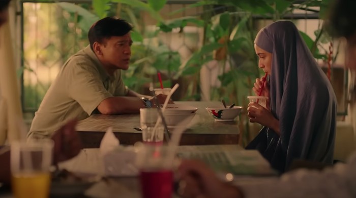 Cuplikan adegan dalam film Tuhan, Izinkan Aku Berdosa.