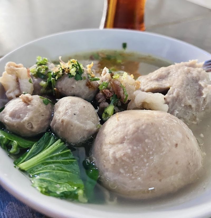 10 Tempat Makan Bakso Gerobakan Enak di Jakarta Selatan, Yuk Mampir!
