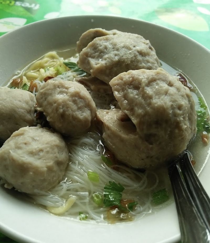 10 Tempat Makan Bakso Gerobakan Enak di Jakarta Selatan, Yuk Mampir!