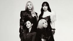 2NE1 Kumpul Rayakan Ultah ke-15 2NE1 Kumpul Rayakan Ultah ke-15