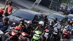 Ada Peninggian Jalan di Maruga, Lalin Depan Pemkot Tangsel Macet