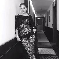 Araya yang meraih popularitas setelah membintangi drama Thailand, Doksom Sithong, hadir di Festival Film Cannes 2024 untuk premier film karya sutradara Francis Ford Coppola, Megalopolis. Foto: Vianney Le Caer/Invision/AP