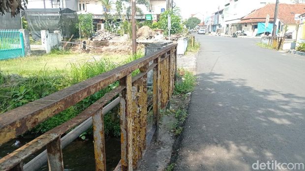 Benda logam peninggalan Belanda di Tasikmalaya