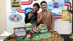 Betrand Peto Kompak Kulineran Bareng Keluarga, Momennya Manis!